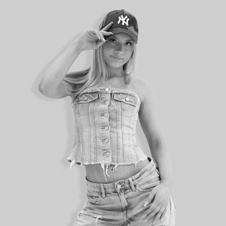 Teacher Liisi: Reggaeton Commercial / Commercial